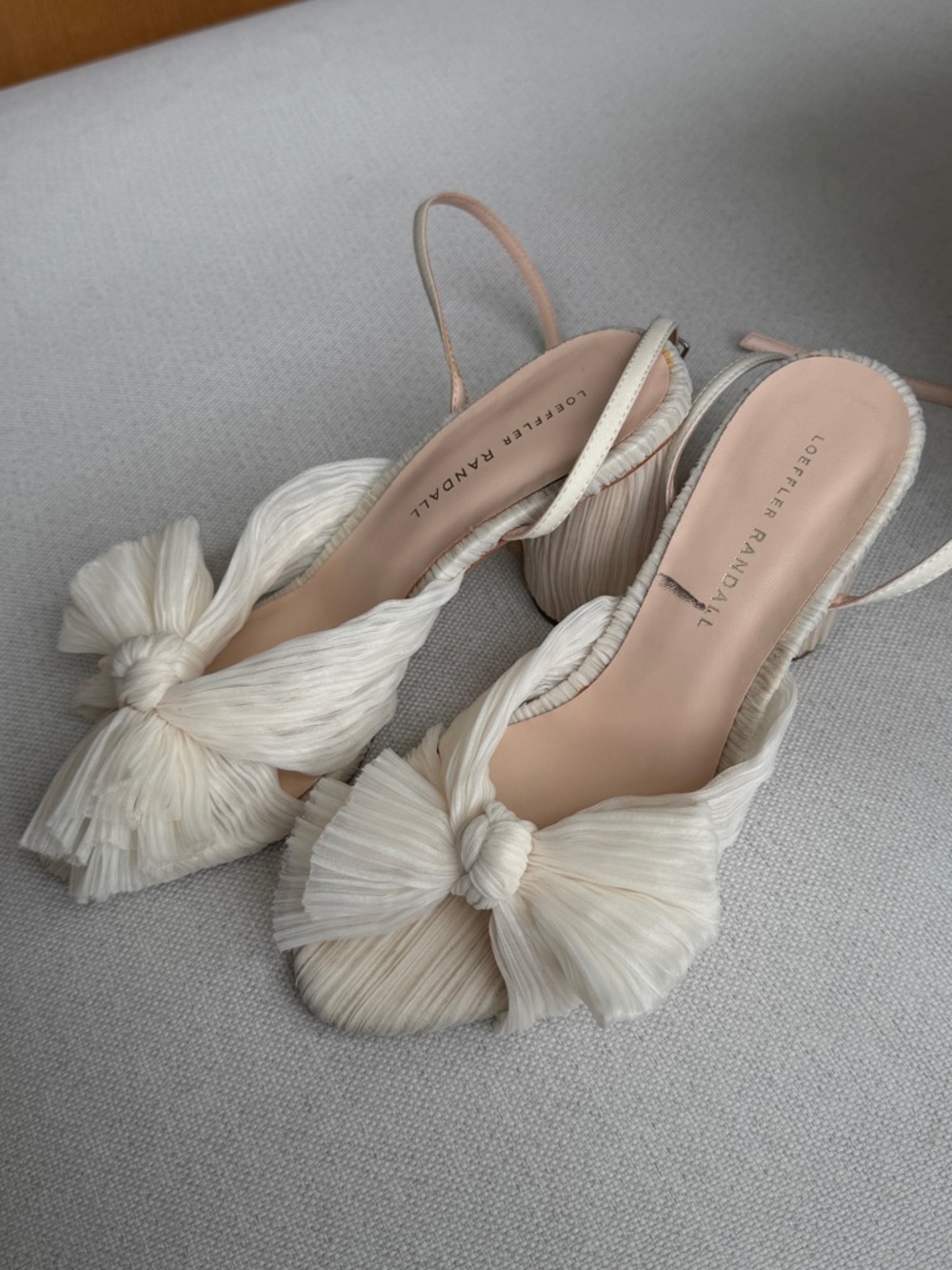 Loeffler Randall Camellia Pleated Bow Heel - Picture 6 of 9